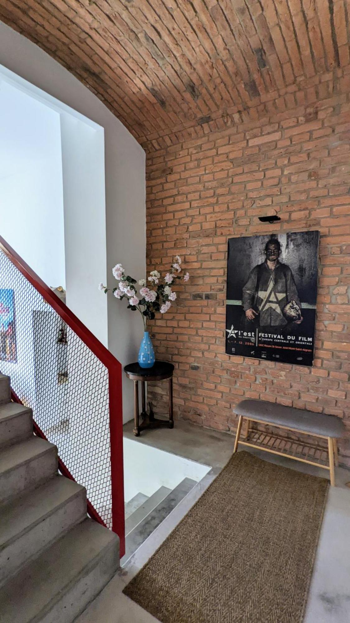 Romantic And Atypical Apartments In Prague'S Montmartre Luaran gambar
