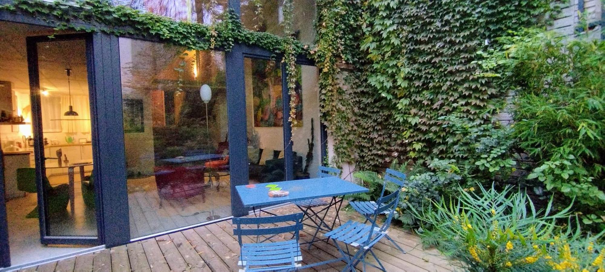 Romantic And Atypical Apartments In Prague'S Montmartre Luaran gambar